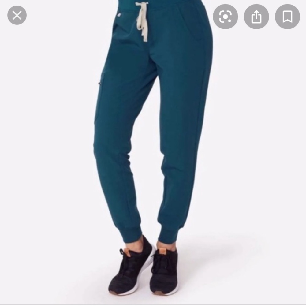 Figs Carribean Blue Zamora